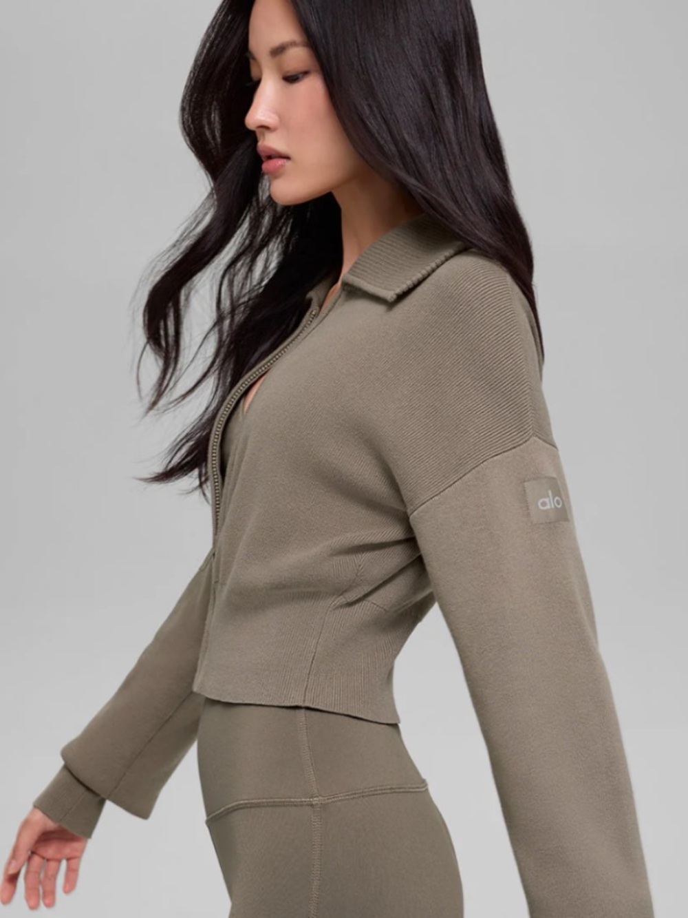 NWT Alo Yoga Scholar Knit Cropped Full Zip Jacket Light Cocoa Medium - Picture 2 of 7